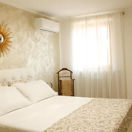 Silvia Gabicce Lejlighed *